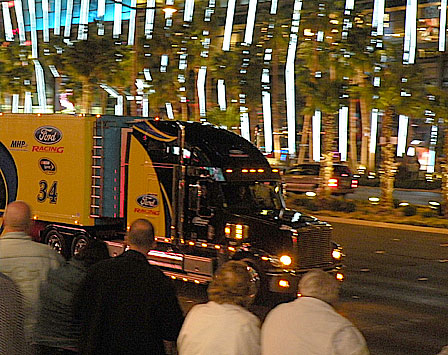 nascar_01_hauler_04.jpg