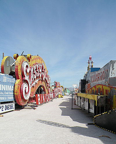 neonmuseum_5.jpg