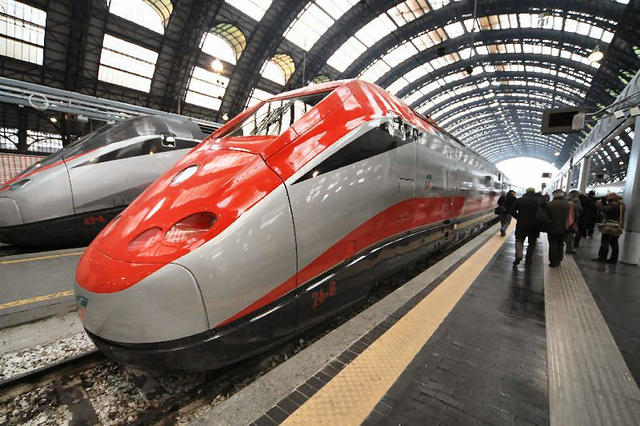 FrecciaRossaaMilanoCentrale.jpg