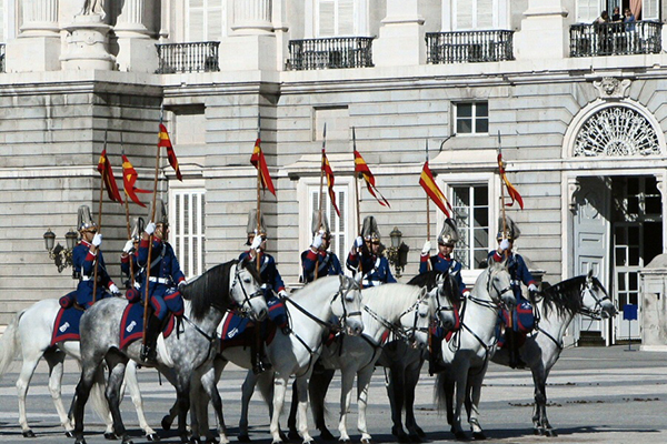 PalacioRealMadrid1.jpg