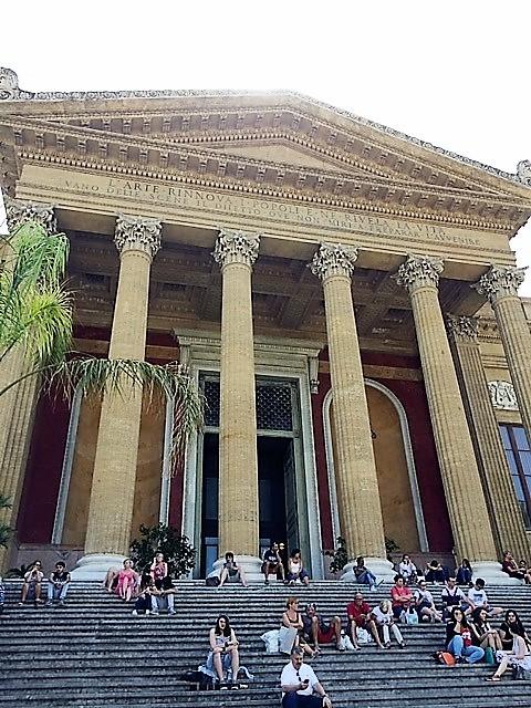 teatro massimo.jpg