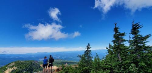 マウント・ワシントン（Mt. Washington）で絶景ハイキングを楽しもう！