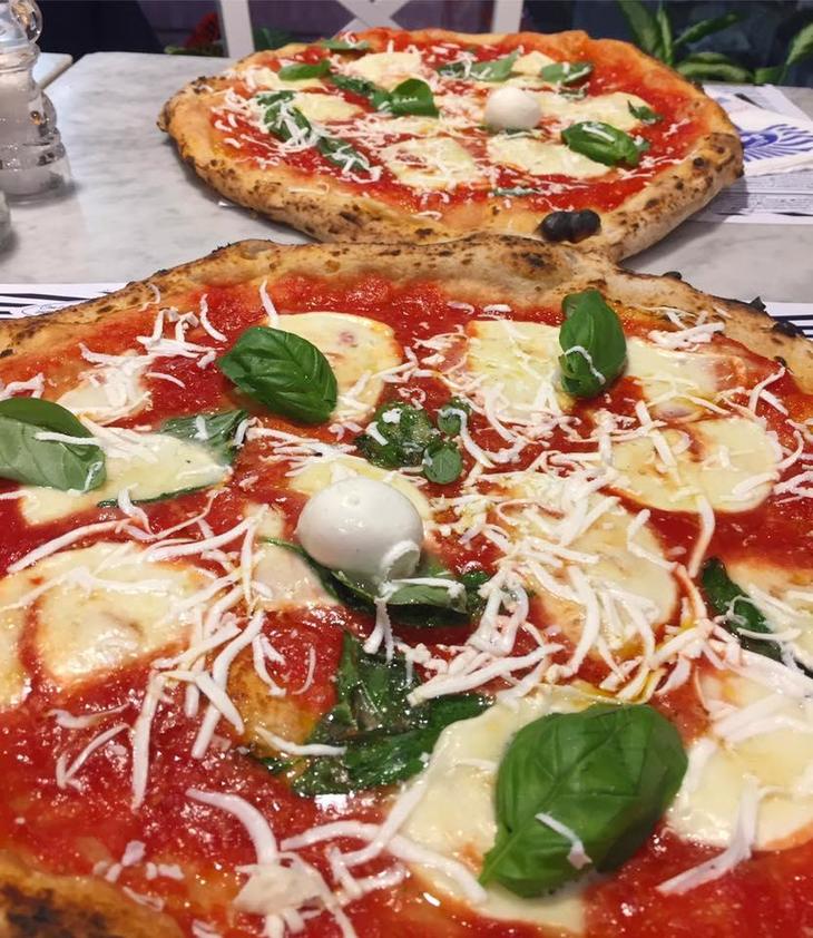 pizza margherita sorbillo 2.jpg