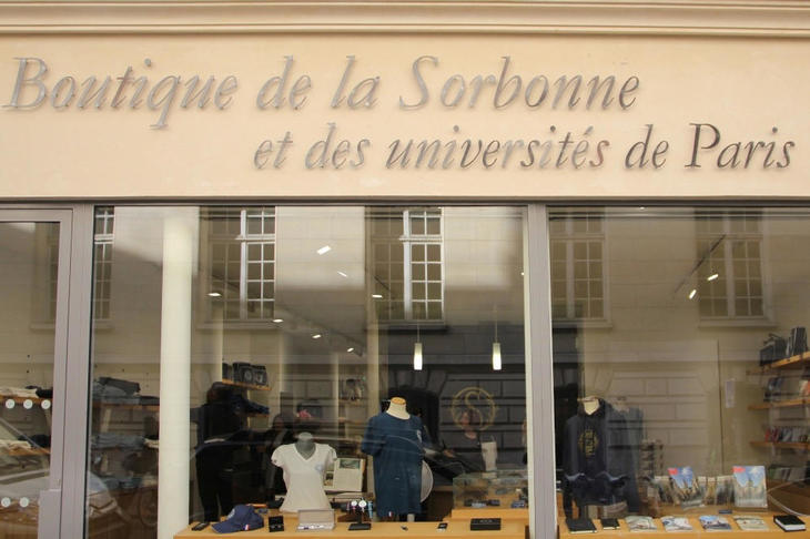 Façade_Boutique_Sorbonne_perspective_resserée.jpg