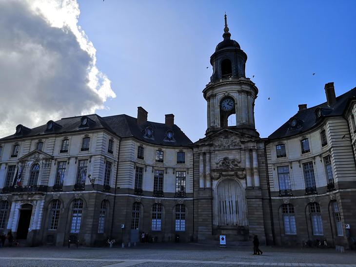 Arukikata35-Hotel_de_ville_de_Rennes1-Facade.jpg