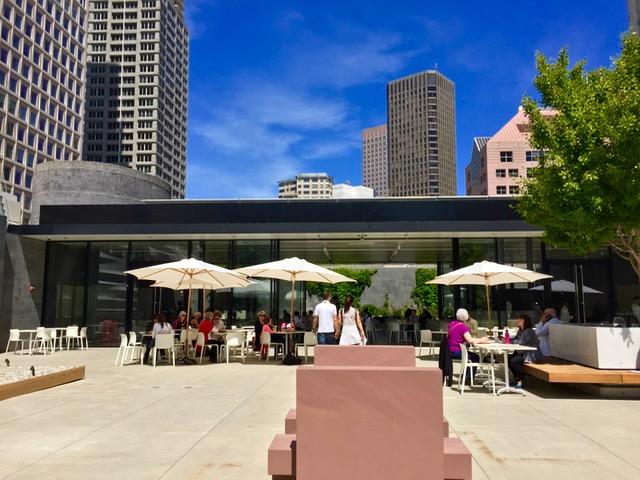 sfmoma5cafe-teras-m - 1.jpg