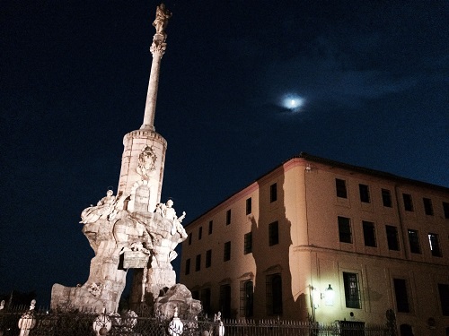 Cordoba_at_night.jpg