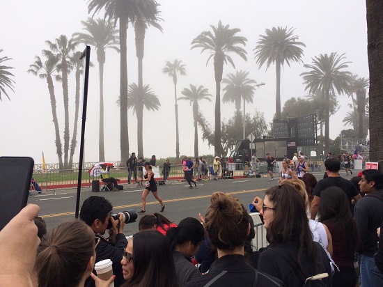 LAMarathon_Runners_and_Fog01.jpg