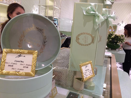 Laduree_boxes.jpg