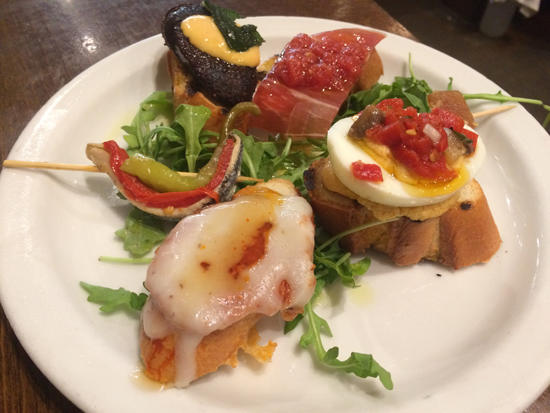 Pintxo_HappyHour_plate1.jpg