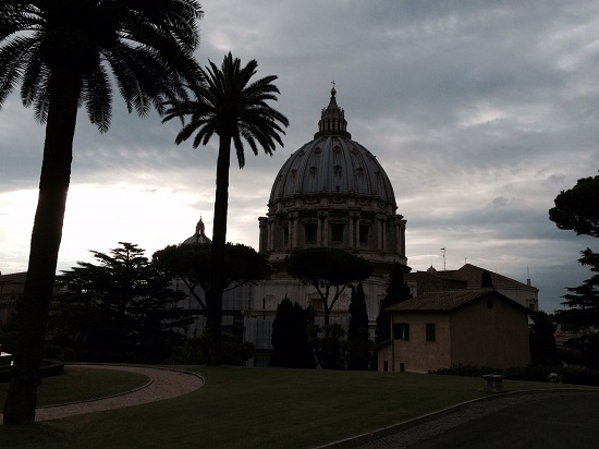 Rome_Vatican_Garden_2.jpg