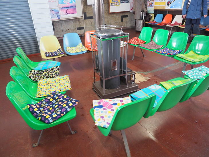 16_10_toyotomistation_chairs_P1130038.JPG