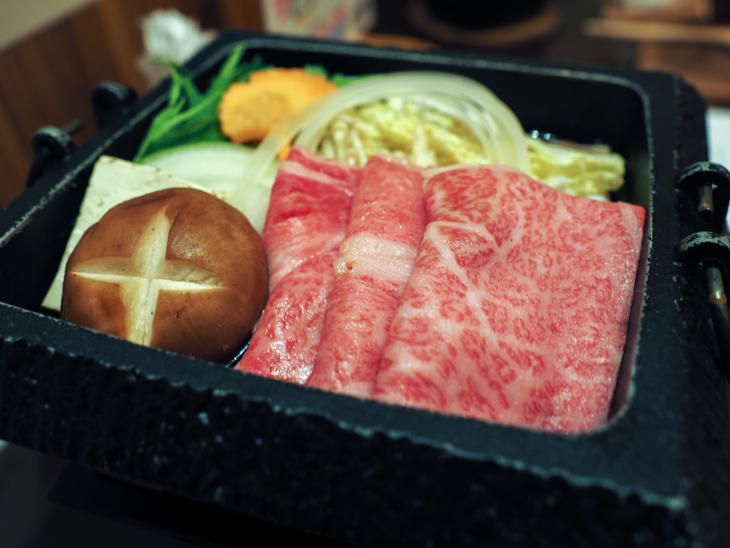 2-7_biratoribeefsukiyaki_Y_PA020137.jpg