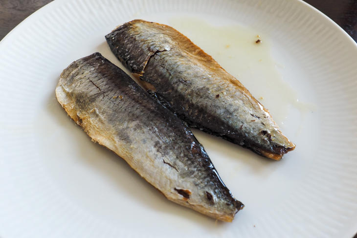 2_6_cooked herring_PB280678.jpg