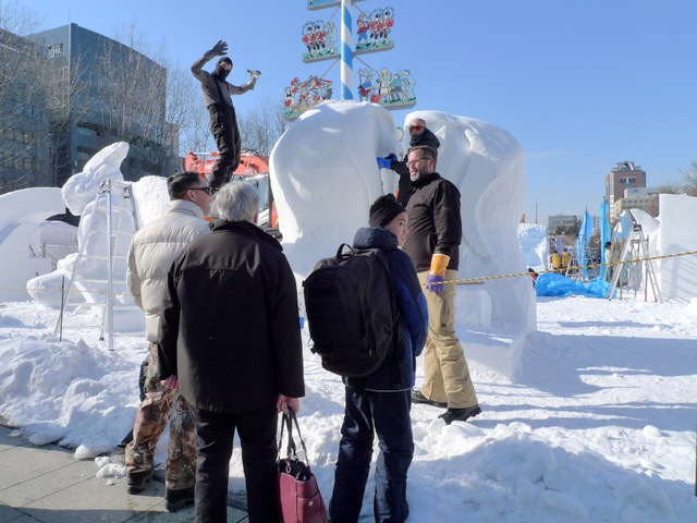 ②2015.2.9さっぽろ雪まつり2015国際雪像ニュージーランドP1180938