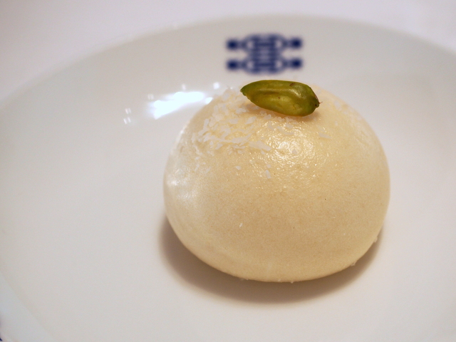 Chinese-style steamed bread with coconut oil