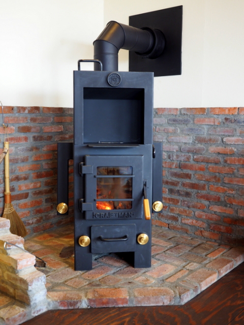 Wood stove 