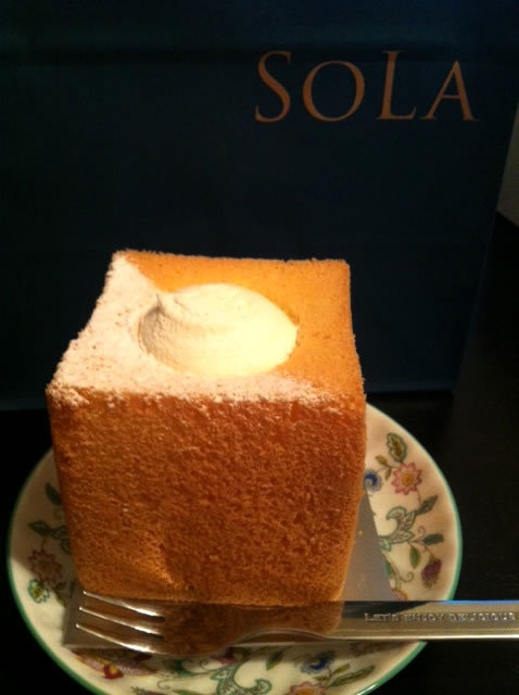 伊勢丹新宿店 Solaのシフォンケーキ 地球の歩き方