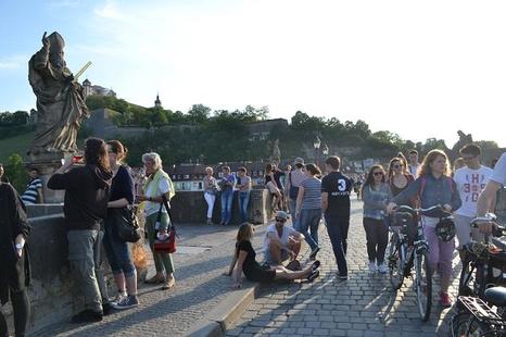 Wuerzburg_Alte Mainbruecke.jpg