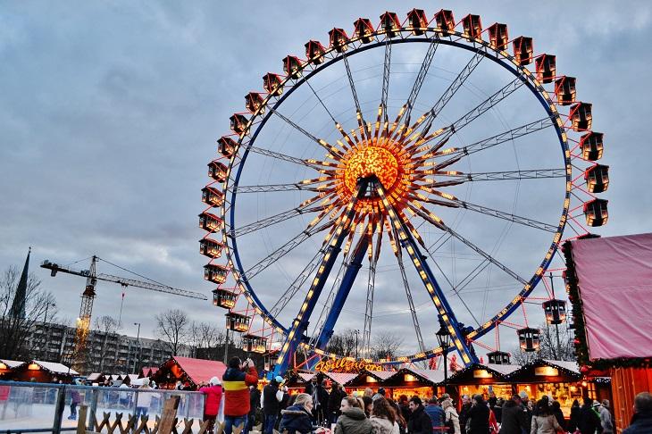 Weinachtsmarkt_Berlin.JPG