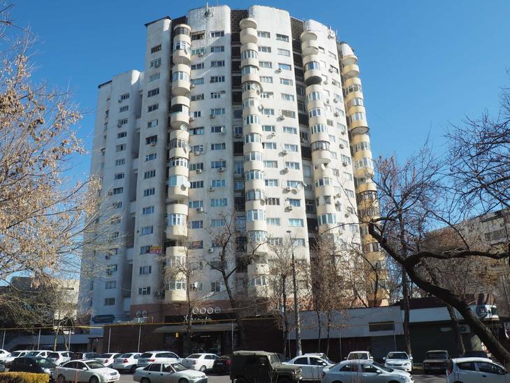 tashkent-apartment-building-atas-062-01.JPG