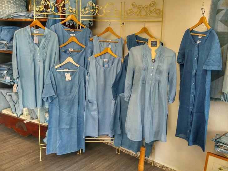 Boutique-Carre-Bleu-Robes.jpg