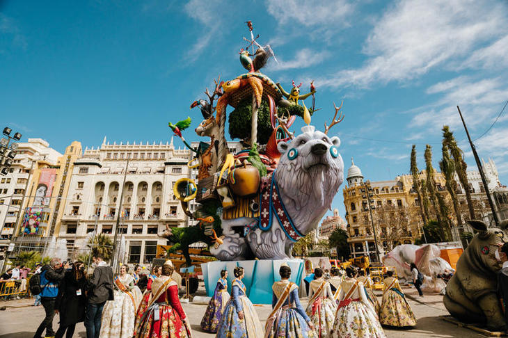 FALLA_.jpg