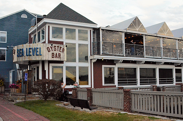 Sea Level Oyster Bar in Salem.png